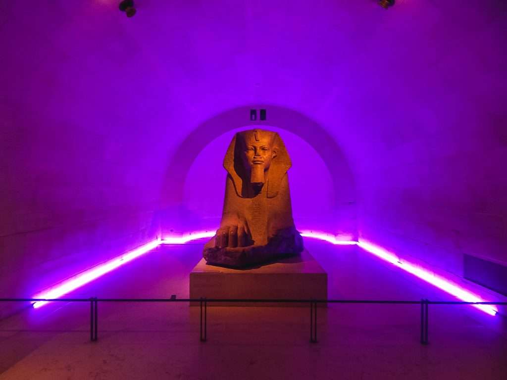 14 Most Famous Sculptures in the Louvre Museum World by Isa